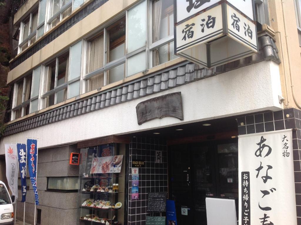 Yamaichi Bekkan Hatsukaichi Buitenkant foto